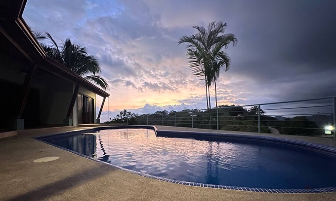 Chontales Maison | 3 bedrooms. Ocean view. Gated community. Relax!