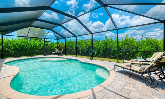 Mariner Villa | 3 BEDS | 2 BATHS | 6 GUESTS | HEATED POOL | INCL. 10% OFF BOAT RENTAL