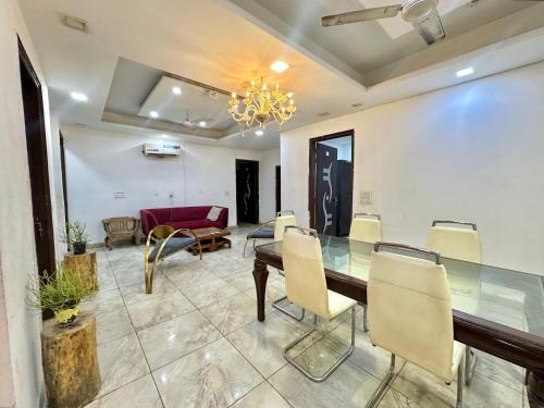 Gurugram Villa | 3 BHK on sector 10 main road