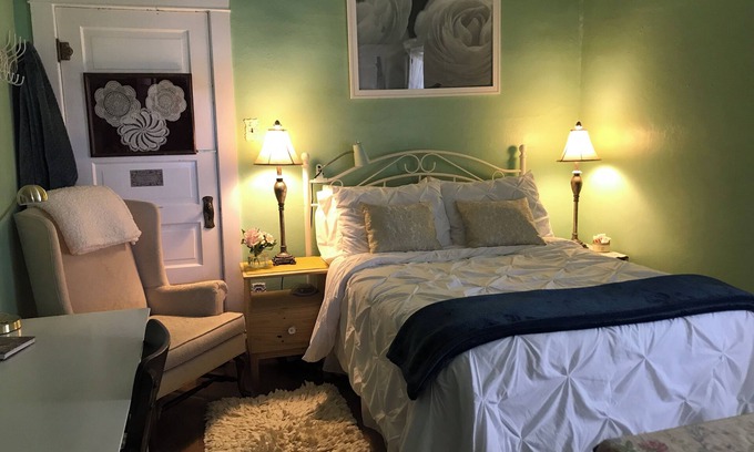 Whittier Appartement | Bungalow Jardin enchanteur