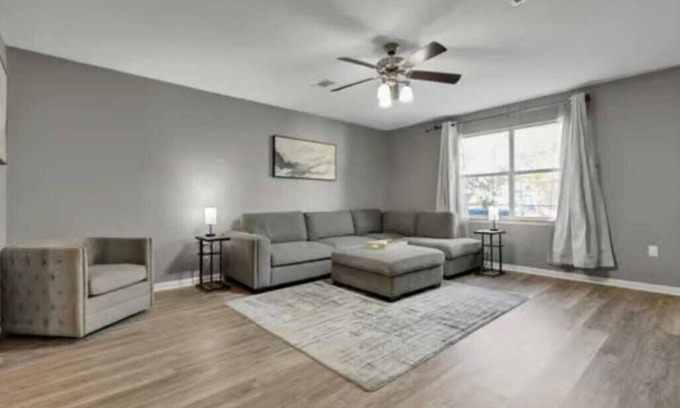 Conway Maison | 3 BR Beautiful and Spacious Home in Conway