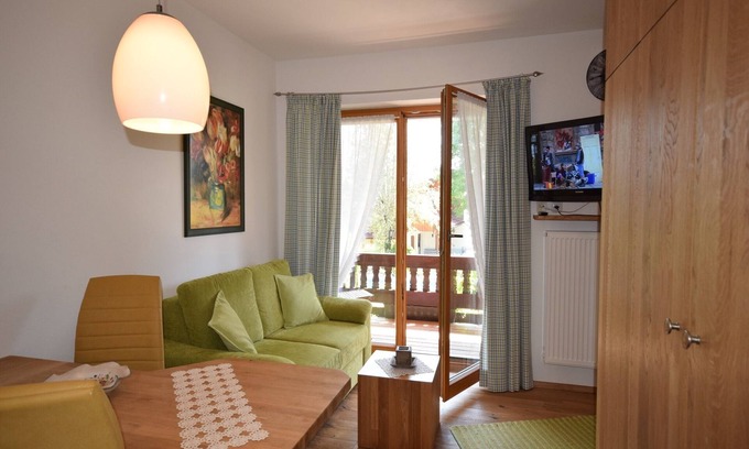 Grassau Appartement | 3. Fewo Hochlerch, 28 qm, 1-2 Pers., 1 Schlafzimmer, 1 Wohnküche, Süd-Balkon