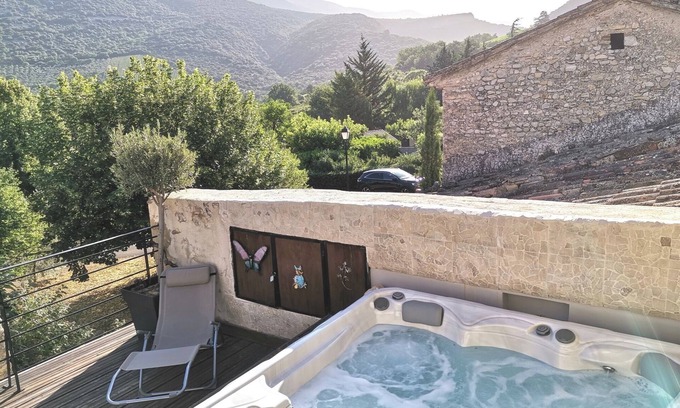 Malaucene Maison | Maison classée 3 * Grand spa- Vues- Gorges du Toulourenc en Provence authentique