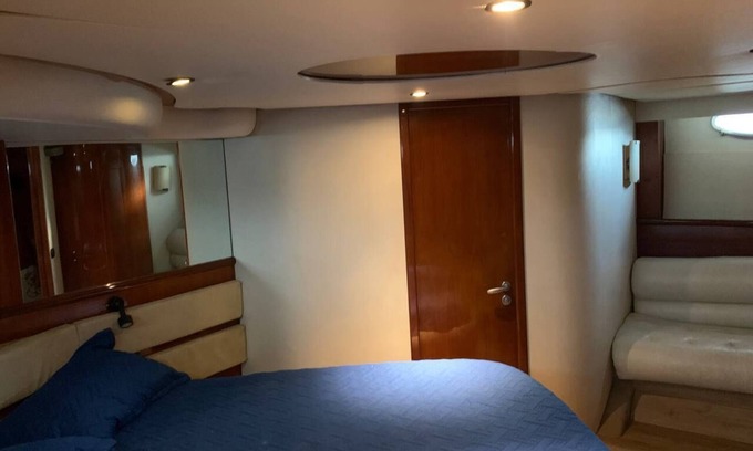 La Romana Location De Bateaux | 3 luxury bedrooms with 2 bathrooms with shower included, good location.