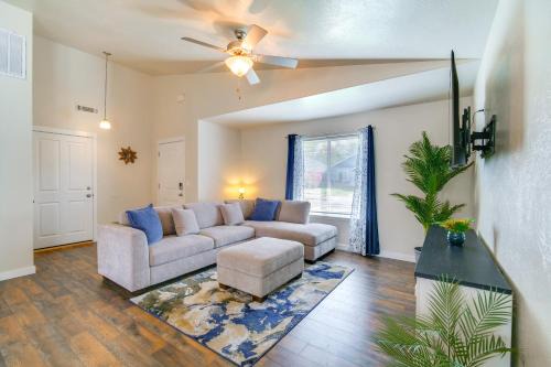 Grants Pass Maison | 3 Mi to Riverside Park Grants Pass Getaway!