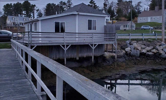West Boothbay Harbor Cottage | 3 chalets d'une chambre entièrement équipés avec WIFI gratuit / location à la semaine