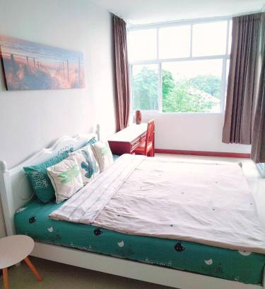 Wat Ket Appartement | 3 pool with condo opposite the train station, near old city and Nimman