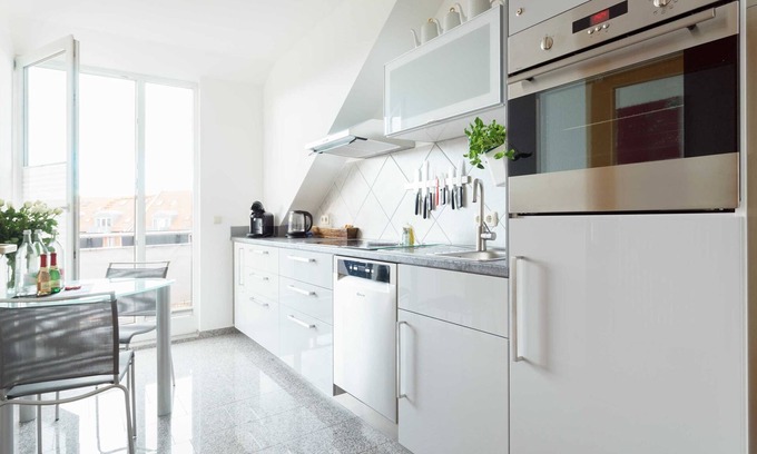 Andreasvorstadt Appartement | 3 Raum-wohnung mit Blick auf die Zitadelle Petersberg - Neu-wohnung mit Blick auf die Zitadelle