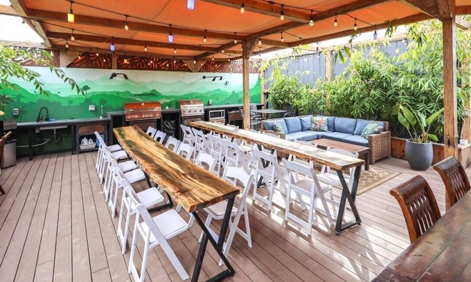 Stockton Hôtel | 3 Resort Suites with kitchen + Event Space Access