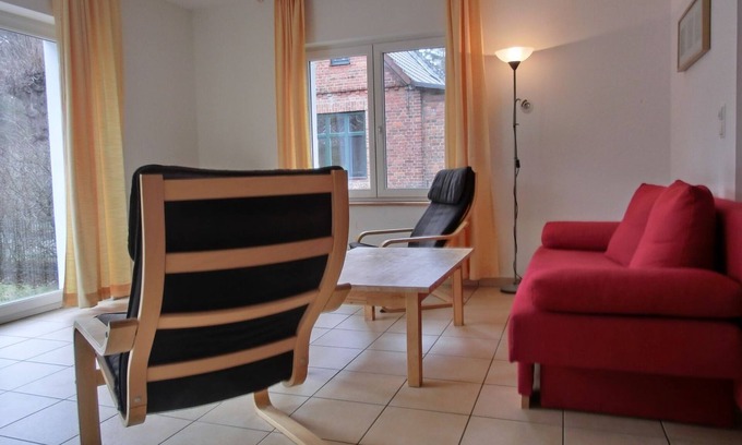 Ribnitz-Damgarten Appartement | 3-room apartment with 2 floors, 2 bedrooms in a quiet location for 6 pers. with WLAN - NH