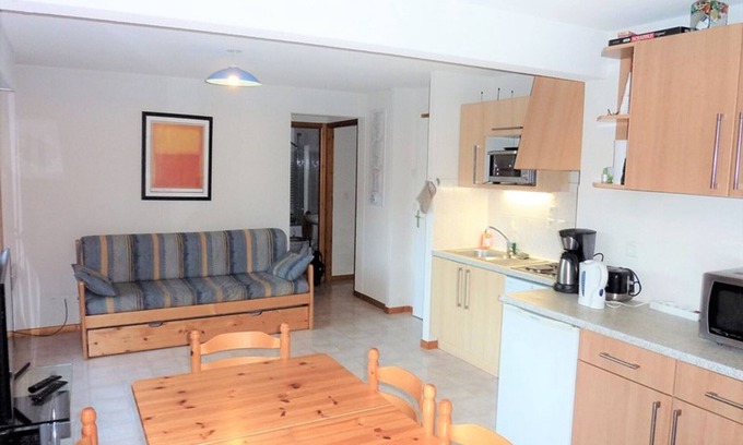 Station de Drouzin le Mont Appartement | 3 pièces avec parking, au pied des pistes à Saint-Jean-d'Aulps