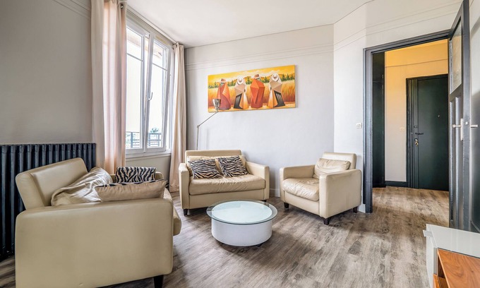 Cachan Appartement | 3 Pièces 45m², calme, 50m RER B & commodités, 15 min PARIS EXPO 2024