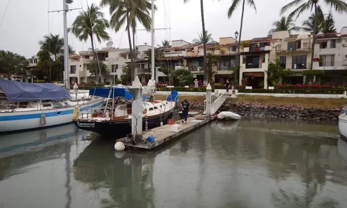 Isla Iguana Villa | Villa de 3 étages juste sur la marina avec de belles vues et de superbes équipements.