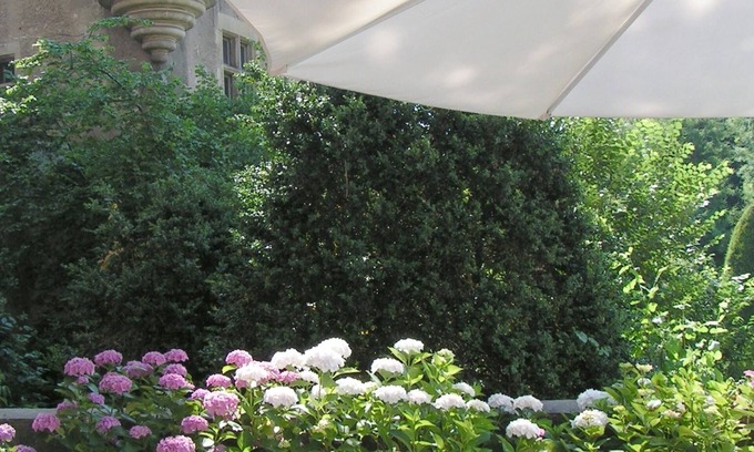 Vieux Vichy Appartement | STUDIO MEUBLE CLASSE 3* IDEAL CURISTES, TERRASSE DE 30M2, MAGNIFIQUE VUE