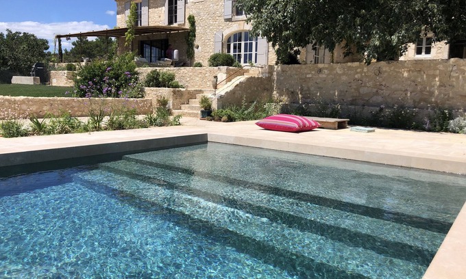Les Baux-de-Provence Villa | Proche de St Rémy de Pce, propriété 5* dans un environnement enchanteur. jacuzzi