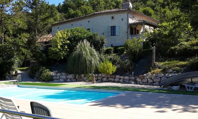 Valprionde Maison | 300 m² Gîte ∙ 7 chambres ∙ 20 personnes