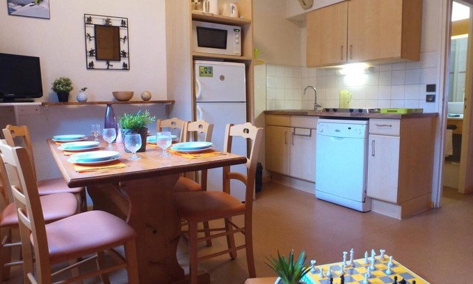 Lelex Appartement | 300m du centre station, piscine, parking, télévision, casier à ski, 32m², Lélex