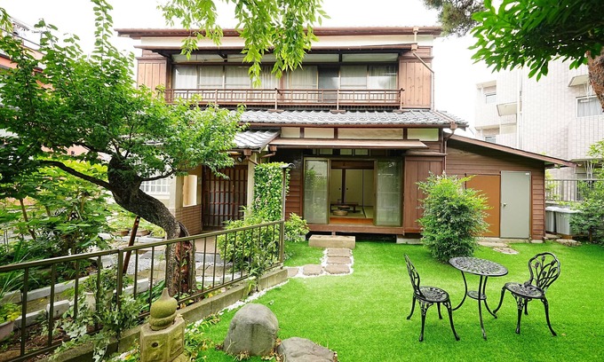 Nakano Villa | 200 ㎡ villa|Shinjuku 20min|3 parking spots|garden