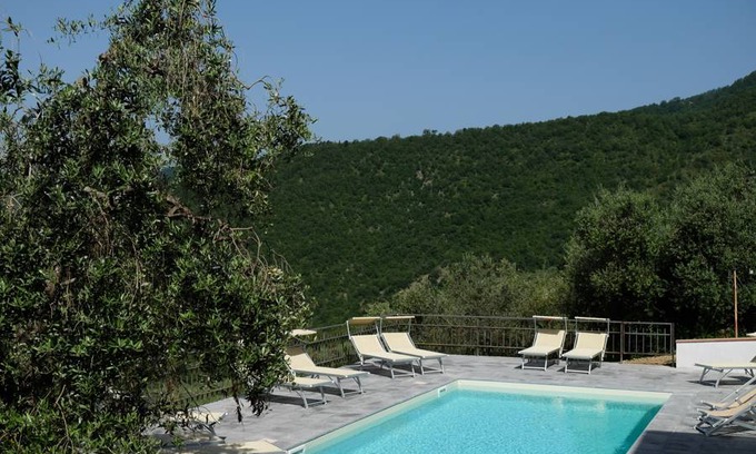 Montebonello Maison | 303 m² Longère ∙ 24 personnes