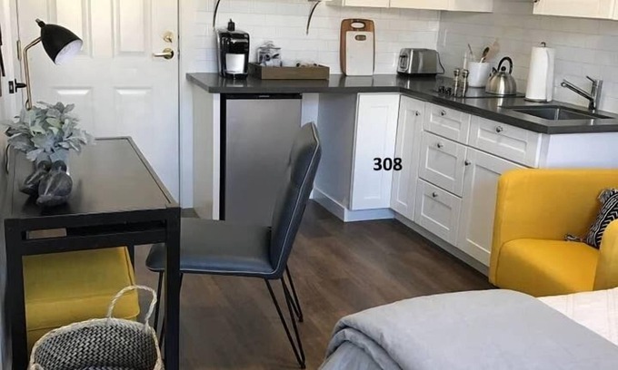 Downtown San Jose Appartement | 308-Immaculate Studio San Pedro Sq. San Jose!