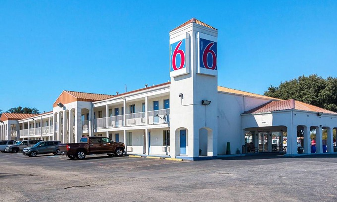 Round Rock Hôtel | 31 m² Hôtel ∙ 127 personnes
