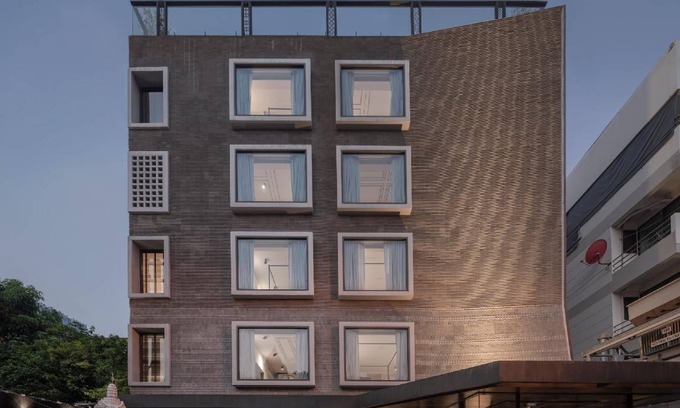 Embassy District Hôtel | 32 m² Hôtel ∙ 127 personnes