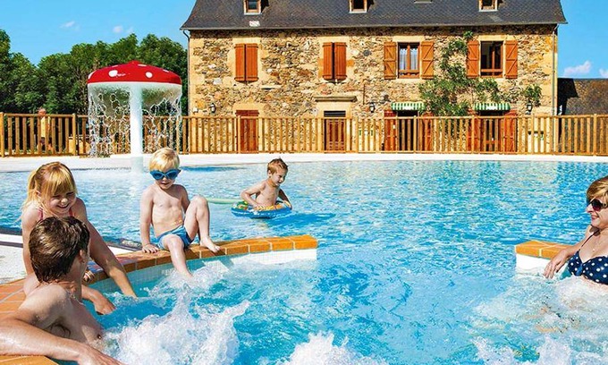 Saint-Geniez-d'Olt Maison | 32 m² Mobil-home ∙ 2 chambres ∙ 6 personnes