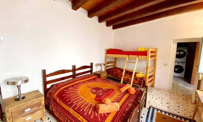 Centro Storico Station Balnéaire | 350 m² Chambre privée ∙ 1 chambre ∙ 2 personnes