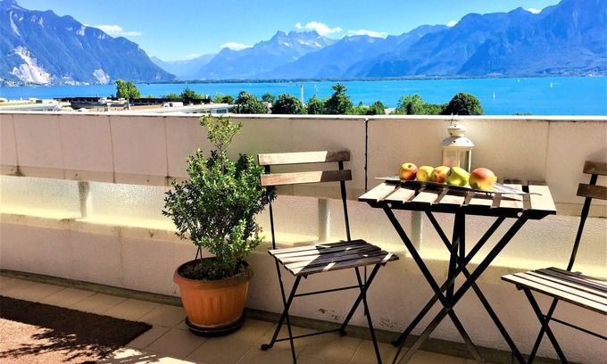 Montreux Appartement | MONTREUX - 35 Moderne et spacieux avec 2x salle de bain, 2x balcon et vue lac