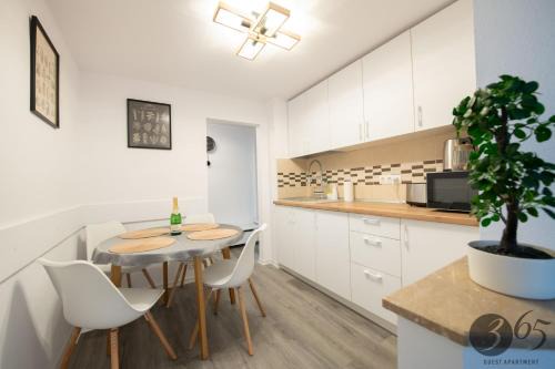 Hunedoara Appartement | 365 Guest Apartment