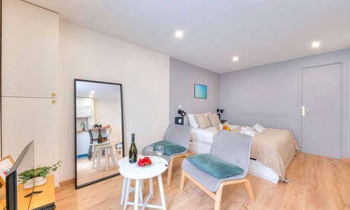 Quartier Sainte-Marguerite Appartement | 388 Suite Trousseau - Superbe Appartement à Paris