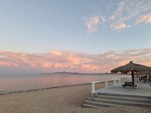 San Felipe Hôtel | #39 Bungalow Seaside Hotel & Victors RV Park