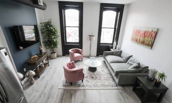 Downtown Historic District Appartement | 3B Stay in Downtown Easton 2BR