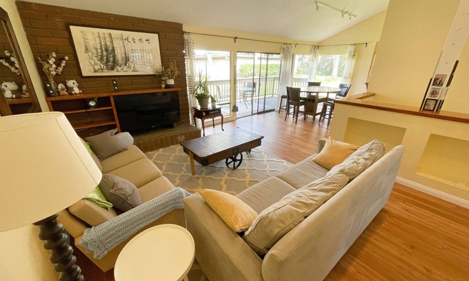 Santa Ana Heights Maison | 3b2.5b Spacious, peaceful, bright home next to UC-Irvine