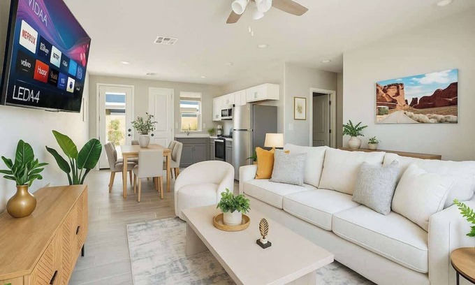 Glendale Appartement | 3Bd | 2 Bath | Free parking | 70"Smart TV