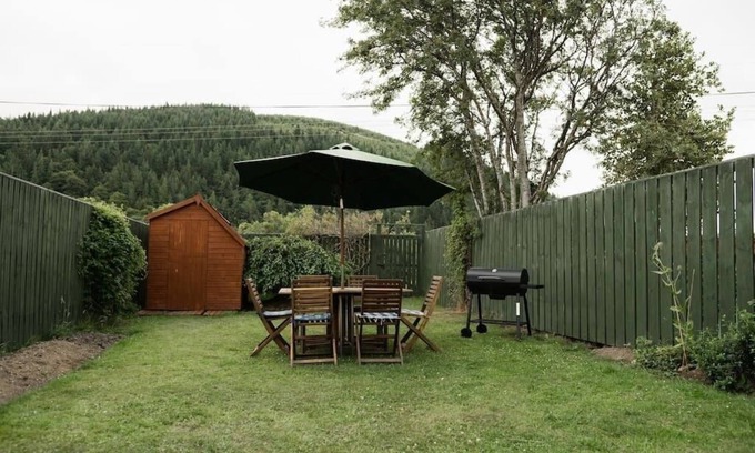 Innerleithen Maison | 3BD House Fantastic Mountain views Innerleithen