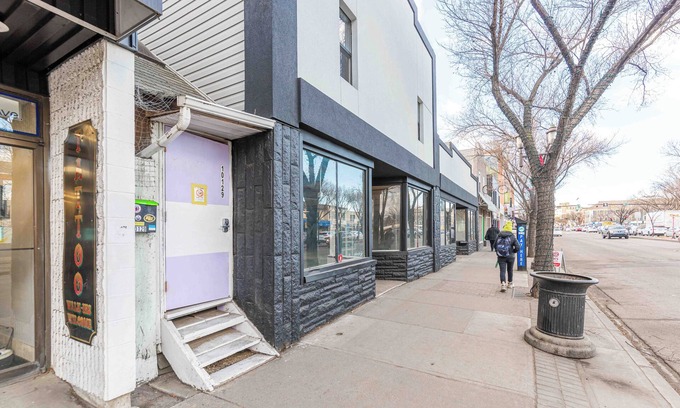 Whyte ave Appartement | 3bdrm unit on Whyte Ave