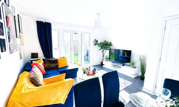 Bordesley Maison | 3Bed House For Contractors/Large Group Sleep upto9