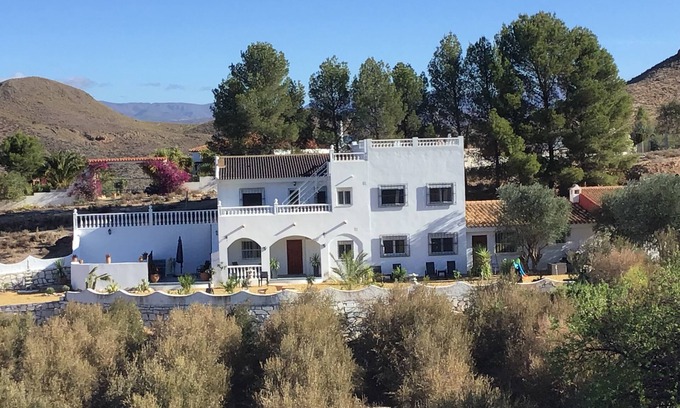 Cantoria Maison | 3BR Villa w/ Pool - Near Almeria Beaches