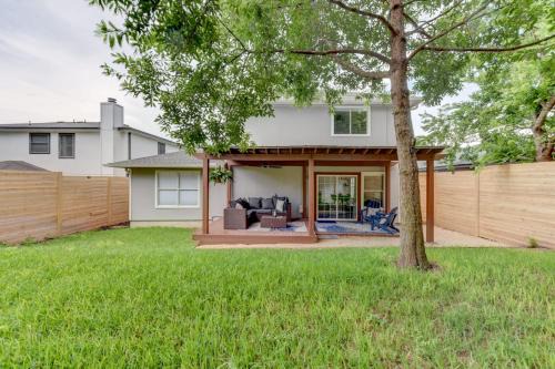 Austin Maison | 3BR family home with backyard