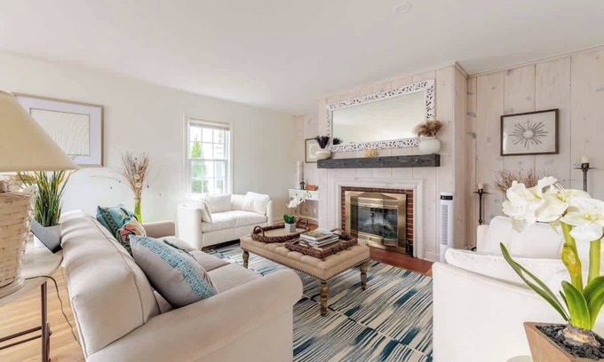 Port Chester Maison | 3br + game rm abt 45min drive or easy train to NYC