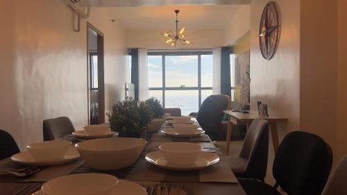 Ermita Appartement | 3BR Grand Riviera Suites by MrSayla