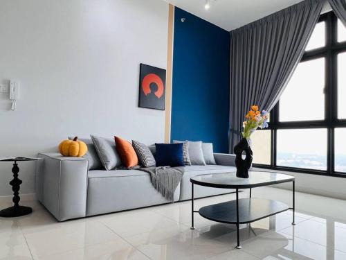 Taman Bukit Mewah Appartement | 3BR-Sora-Paradigm Residence by Guesthouse-8-9Pax