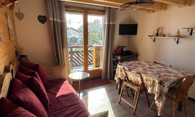 Montalbert Appartement | Appartement duplex 4/6 personnes dans résidence au pied des pistes!