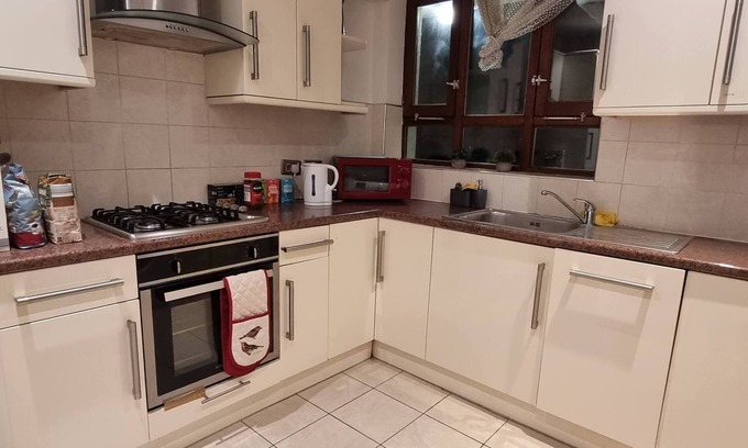 Kings Cross St. Pancras Appartement | 4-bed Apartment in Central London