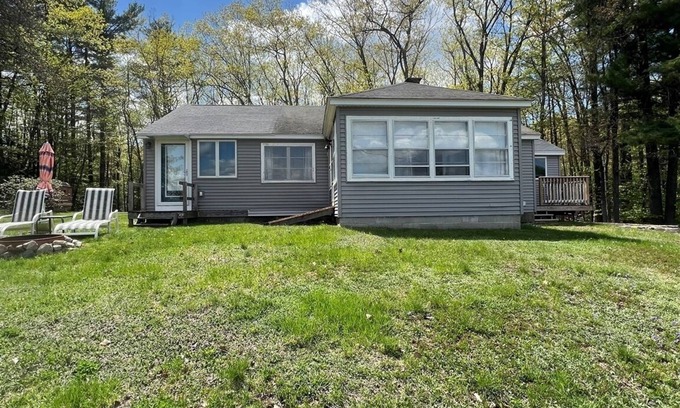 Sebago Maison | 4 bedroom 1 bath. Large Yard, Short walk to public beach.