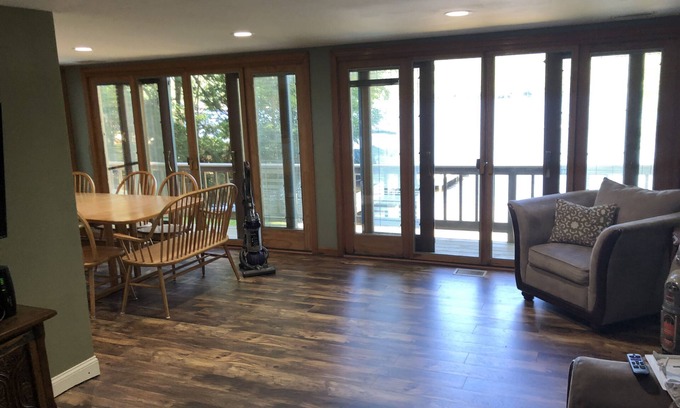 Alton Bay Maison | 4 bedroom 2 bath waterfront lakehouse -Now booking FALL 2022