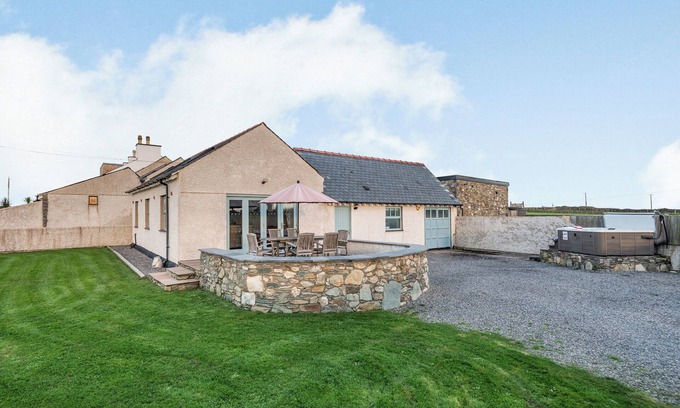 Holyhead Cottage | 4 chambres à coucher à Penrhos Feilw, near Trearddur Bay