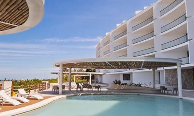 Miramar Appartement | 4-Bedroom Beachfront Apartment