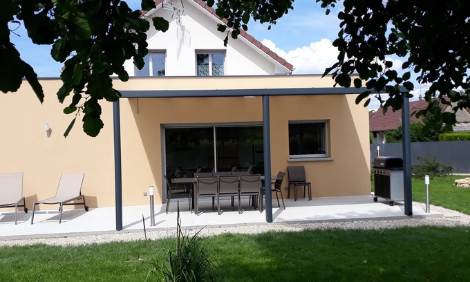 Savigny-en-Revermont Maison | Vrbo Property